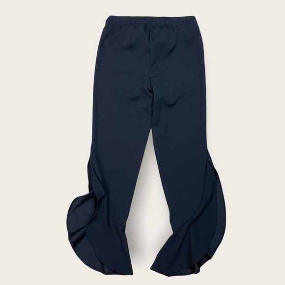 🆕 Urban Heritage Women’s Fit + Flare Pants w Bias Cut Ruffle Slit in Black [M] - Picture 4 of 9